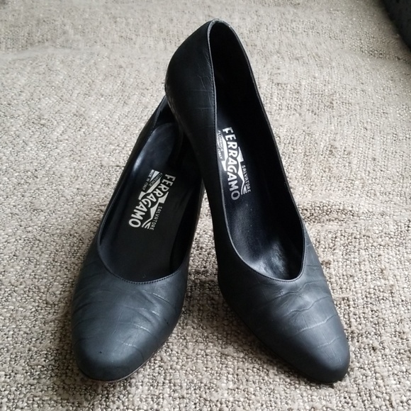 Salvatore Ferragamo Shoes - Salvatore Ferragamo Leather Heels Size 8 B